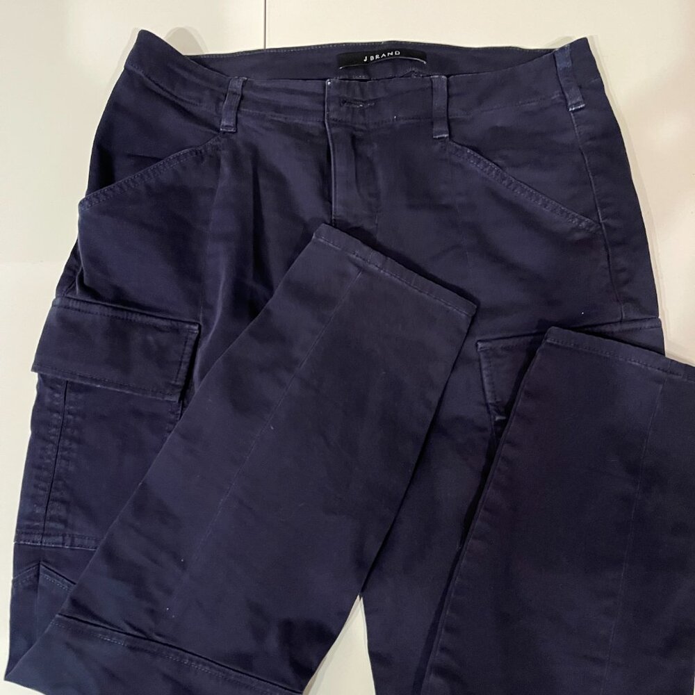 J Brand Navy Cargo Pants Zipper Hem Size 28 💗💗